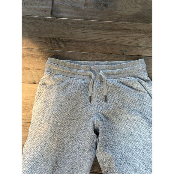 Women’s Lululemon Heather Gray Waffle Joggers Size 8 - Picture 4 of 11